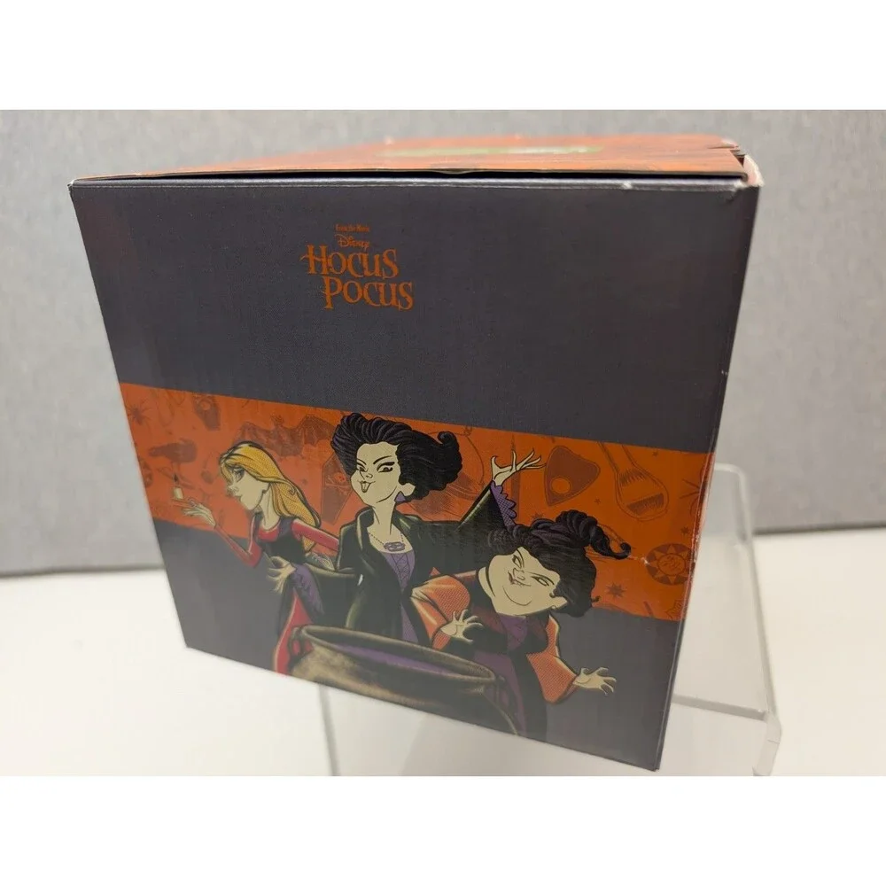 Scentsy Hocus Pocus Disney Retired Large Wax Warmer Halloween Projector Retired